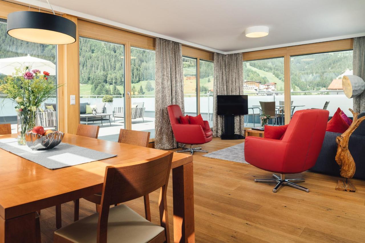 Schneeweiss Lifestyle - Apartments - Living Serfaus Εξωτερικό φωτογραφία