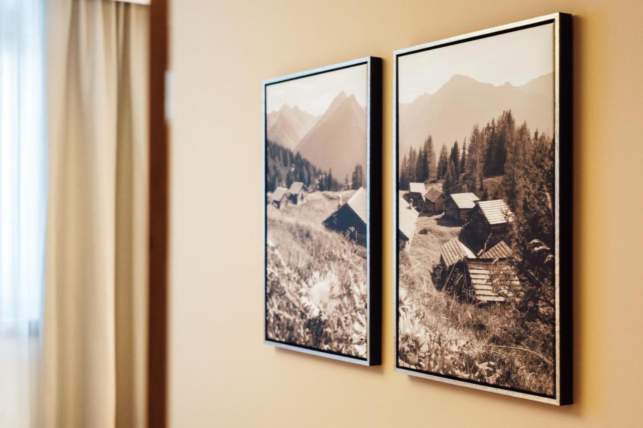 Schneeweiss Lifestyle - Apartments - Living Serfaus Εξωτερικό φωτογραφία