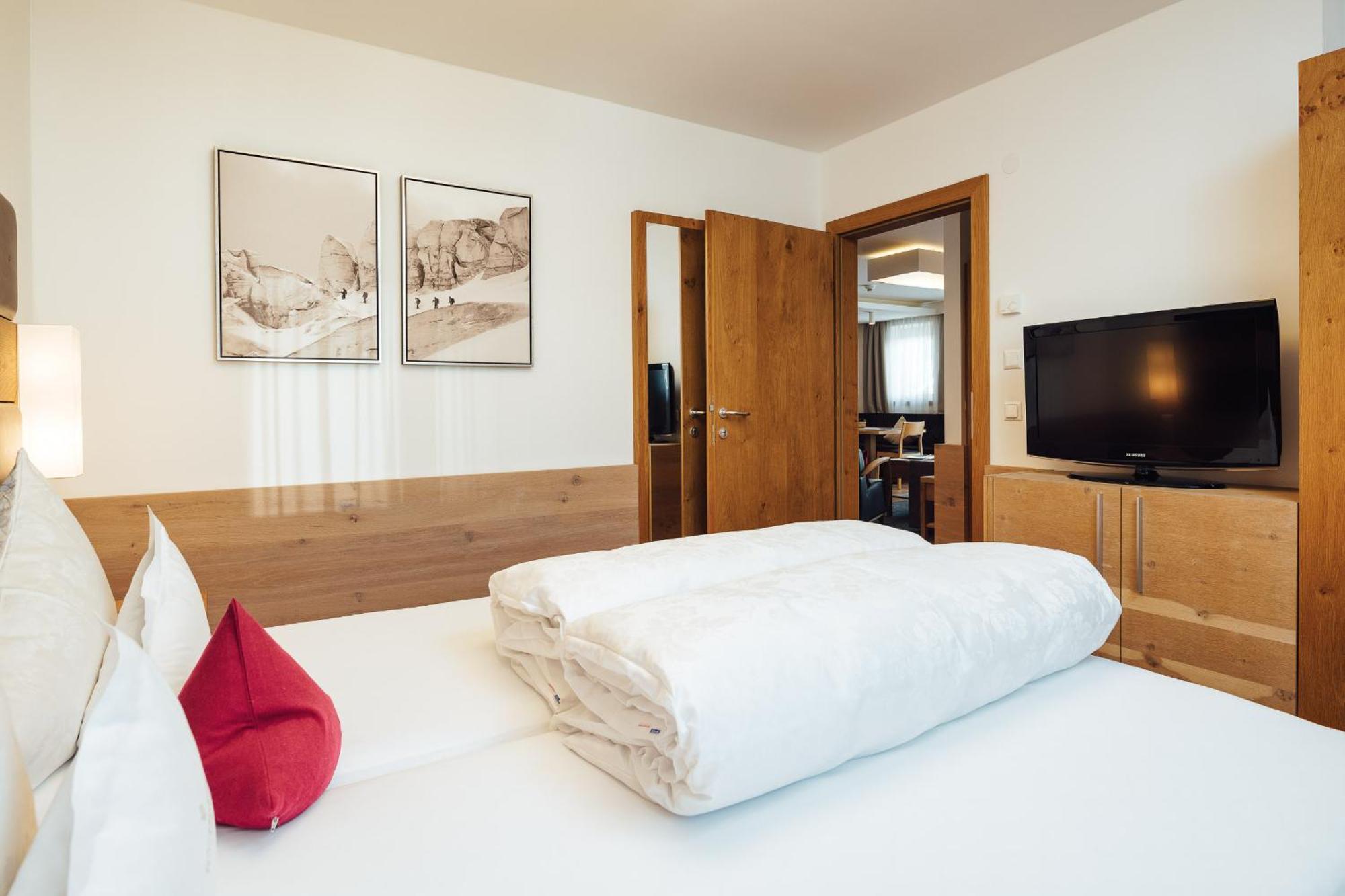 Schneeweiss Lifestyle - Apartments - Living Serfaus Δωμάτιο φωτογραφία