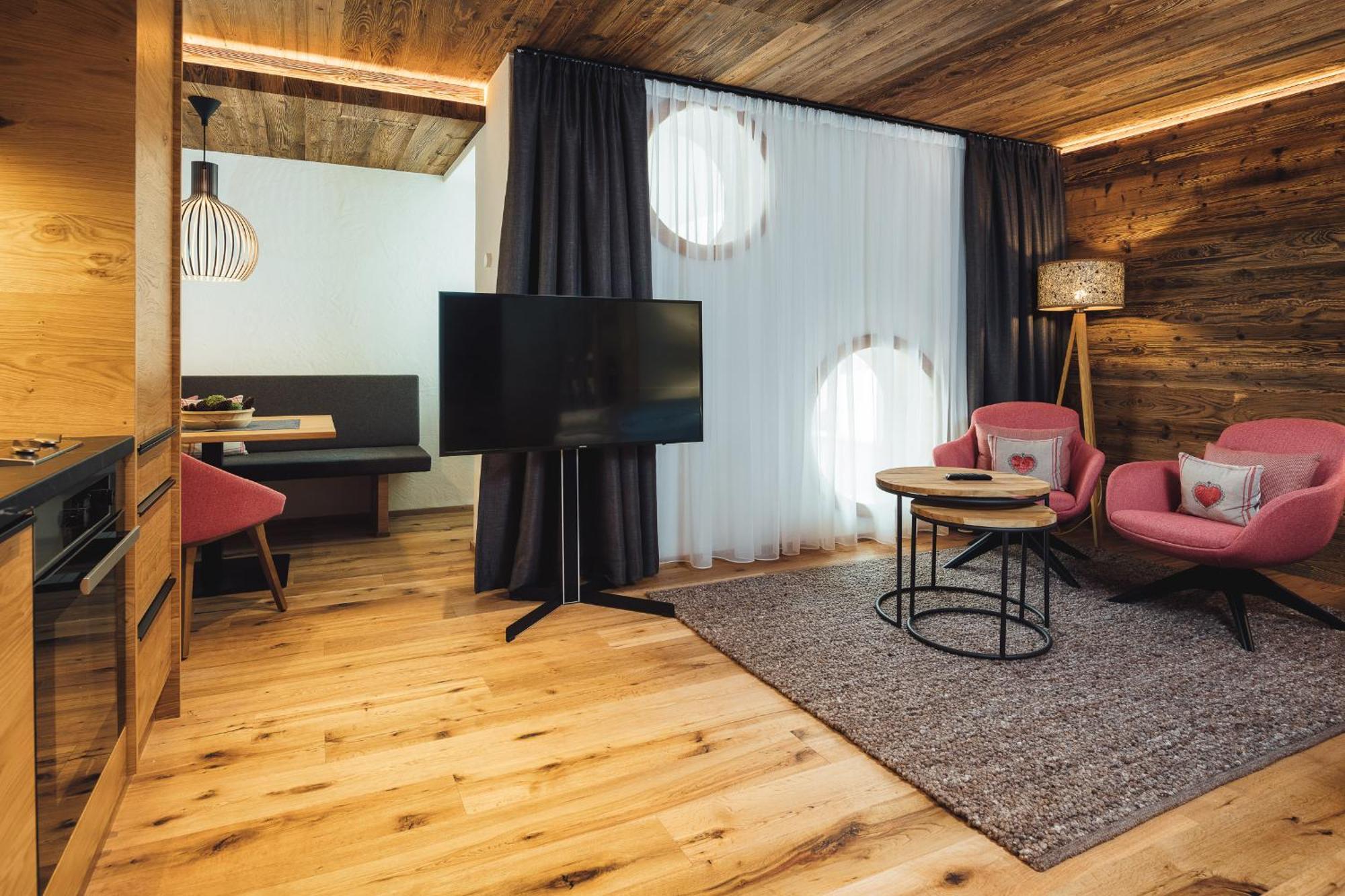 Schneeweiss Lifestyle - Apartments - Living Serfaus Δωμάτιο φωτογραφία