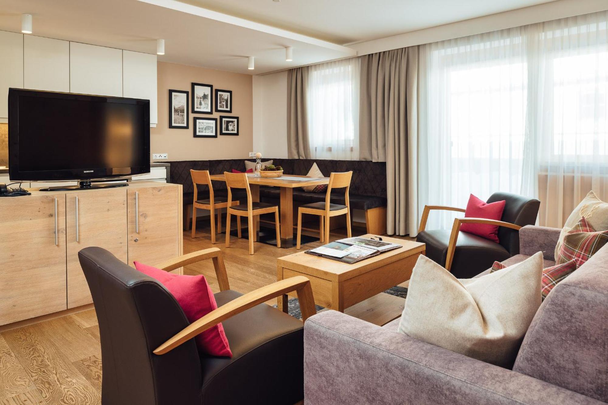 Schneeweiss Lifestyle - Apartments - Living Serfaus Δωμάτιο φωτογραφία