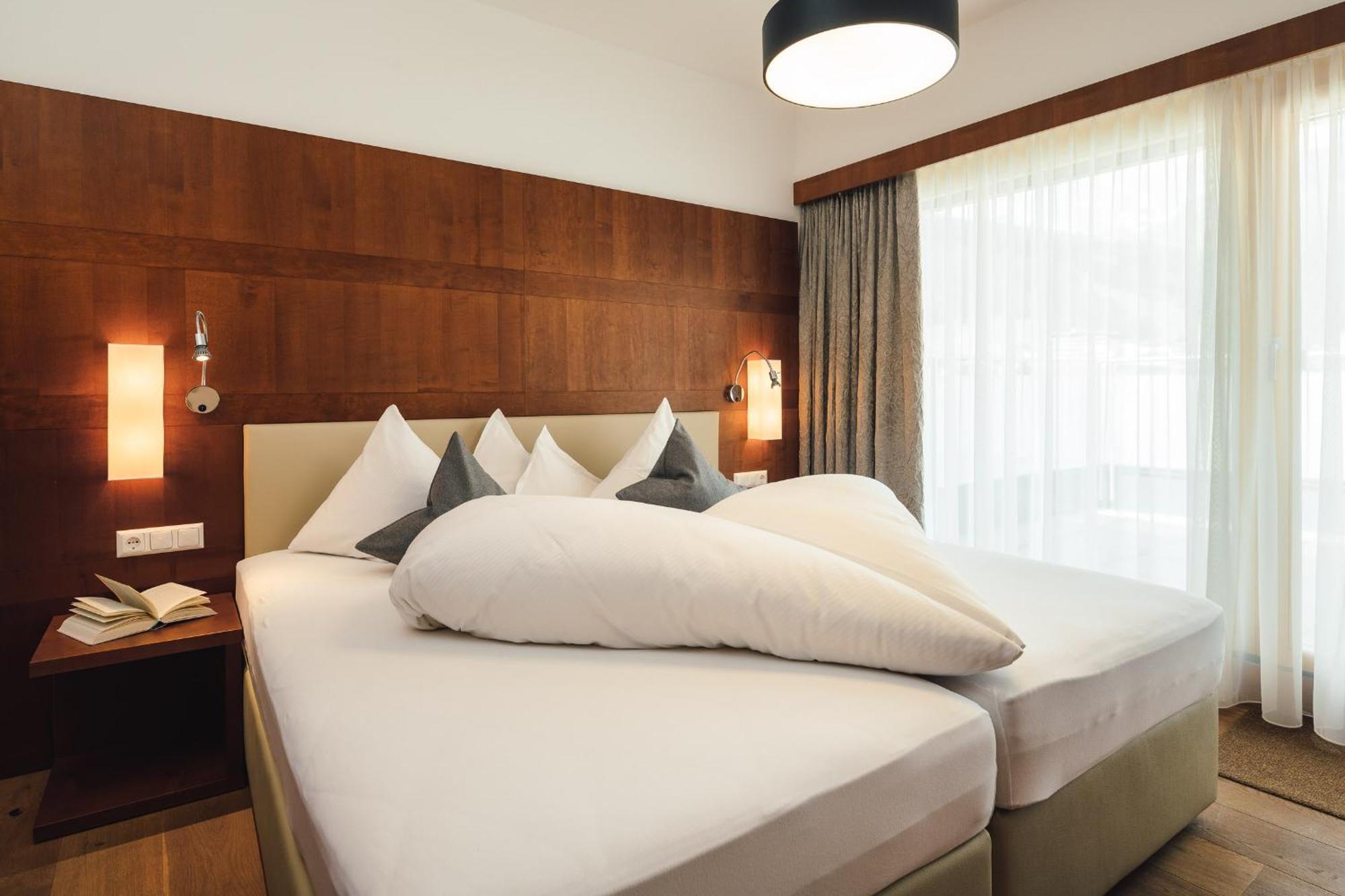 Schneeweiss Lifestyle - Apartments - Living Serfaus Δωμάτιο φωτογραφία