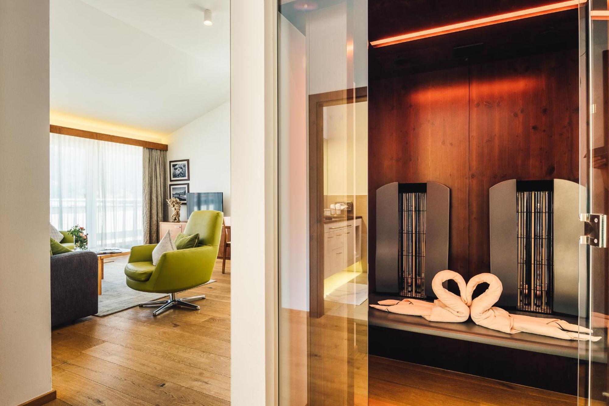 Schneeweiss Lifestyle - Apartments - Living Serfaus Δωμάτιο φωτογραφία