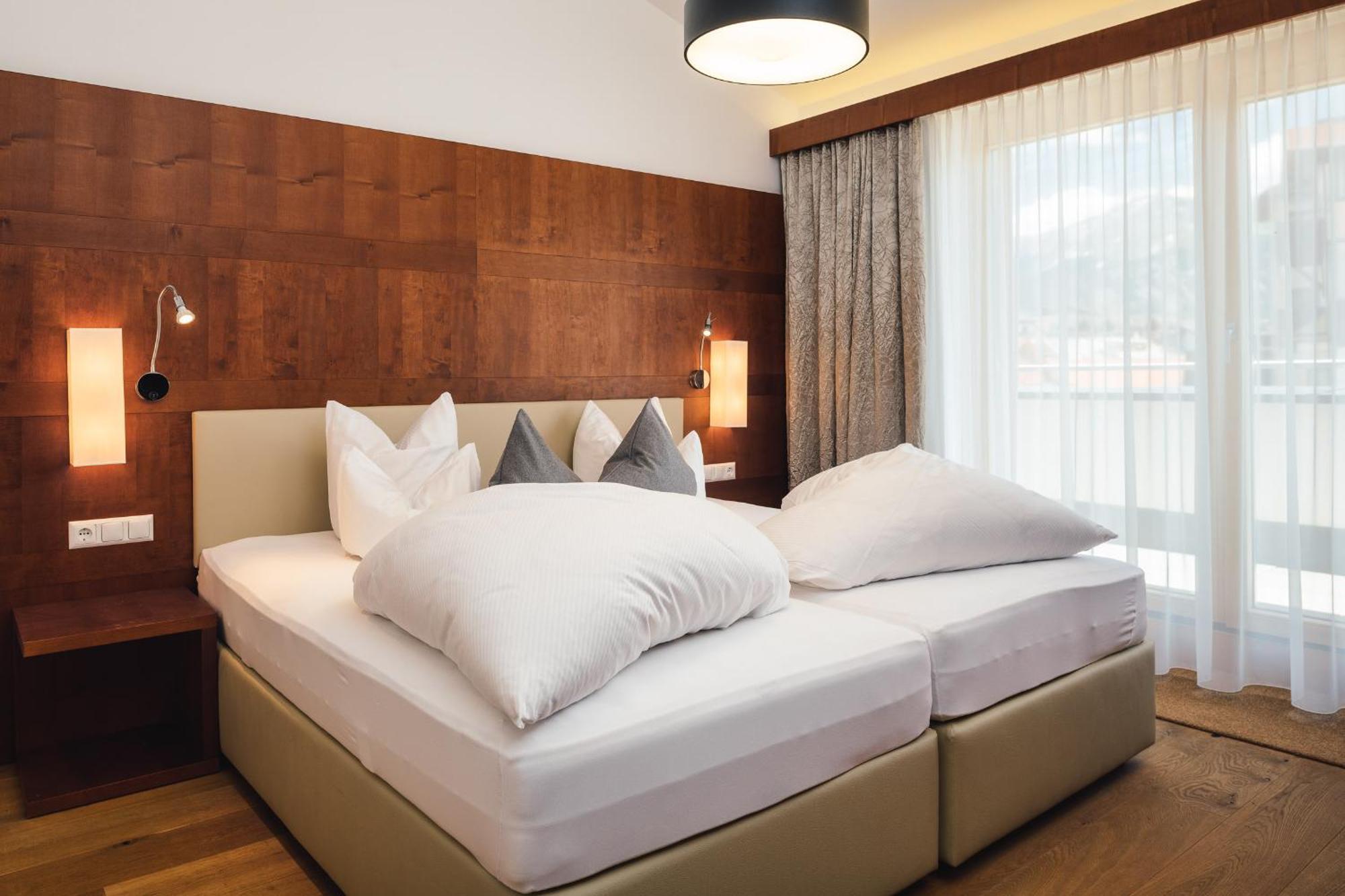 Schneeweiss Lifestyle - Apartments - Living Serfaus Δωμάτιο φωτογραφία